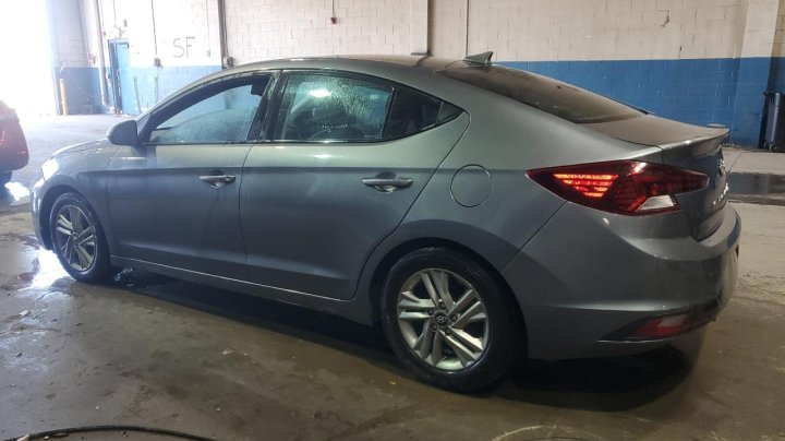 Hyundai Elantra  2019