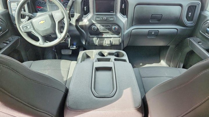 Chevrolet Silverado  2023