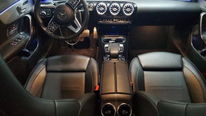 Mercedes-Benz CLA  2020