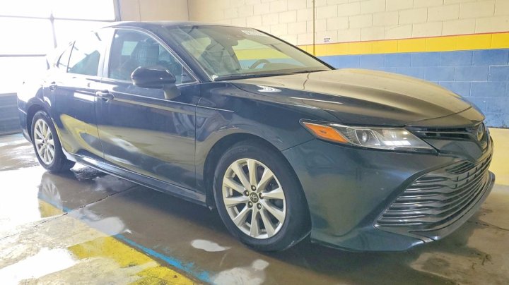 Toyota Camry  2020