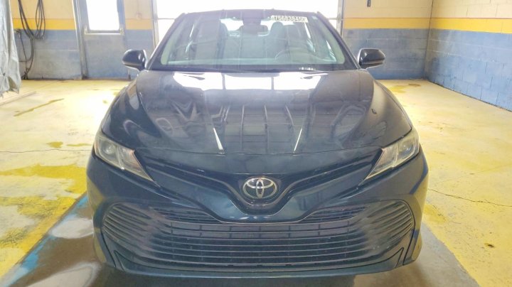 Toyota Camry  2020
