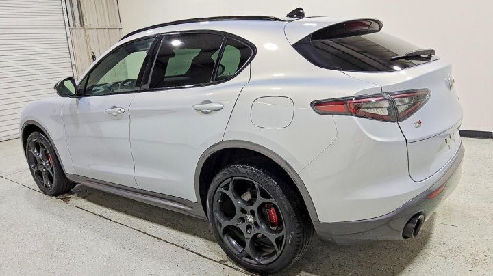Alfa Romeo STELVIO  2024
