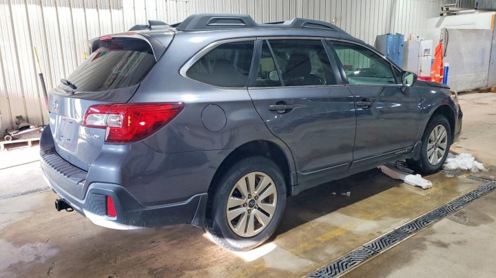 Subaru Outback  2018
