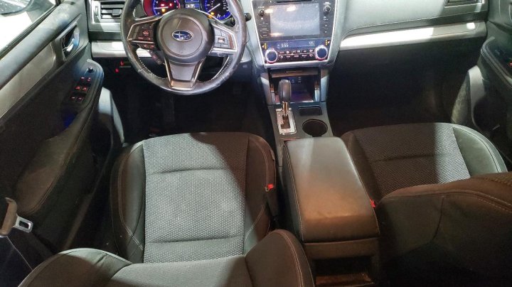 Subaru Outback  2018