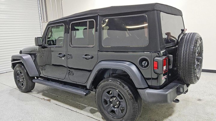 JEEP WRANGLER  2024