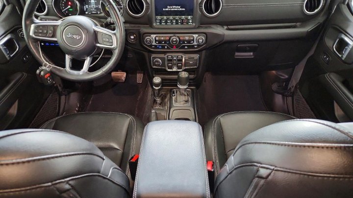 JEEP WRANGLER  2022
