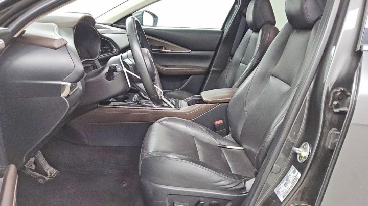 Mazda CX-30  2023
