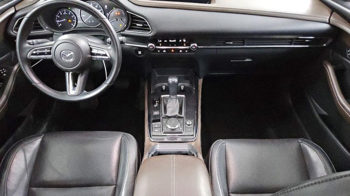 Mazda CX-30  2023