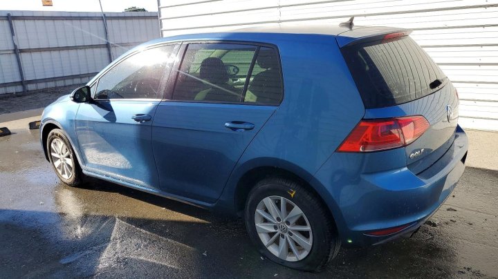 Volkswagen Golf  2017