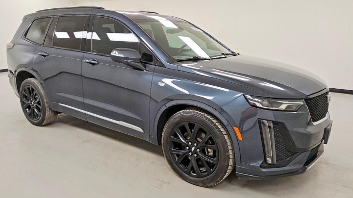 Cadillac XT6  2020
