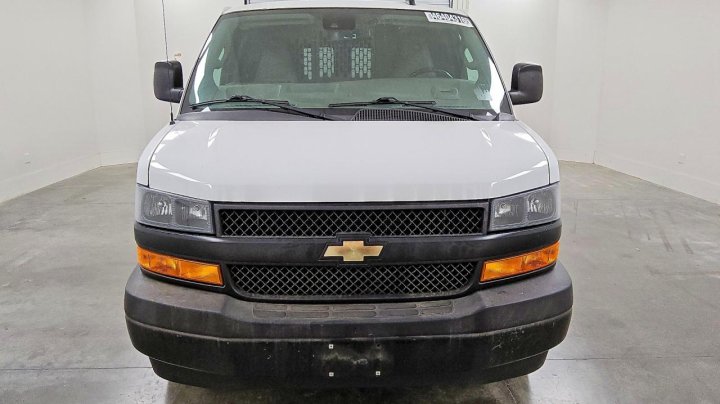 CHEV EXPRESS  2020