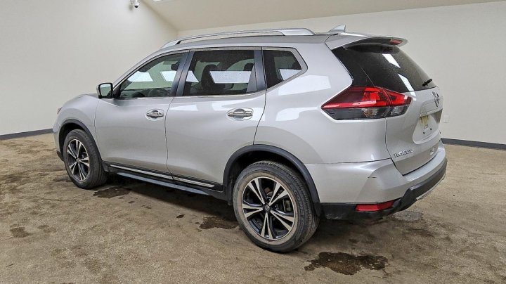 Nissan ROGUE  2018