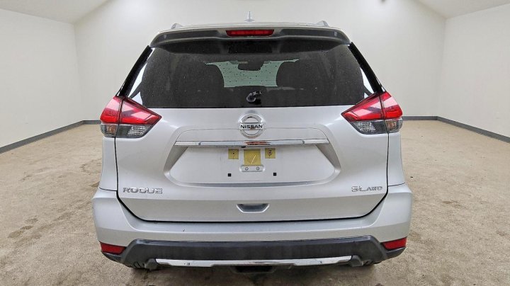 Nissan ROGUE  2018