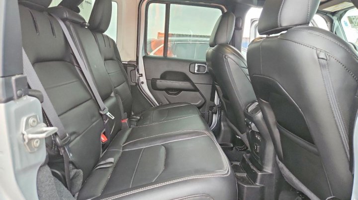 JEEP WRANGLER  2022