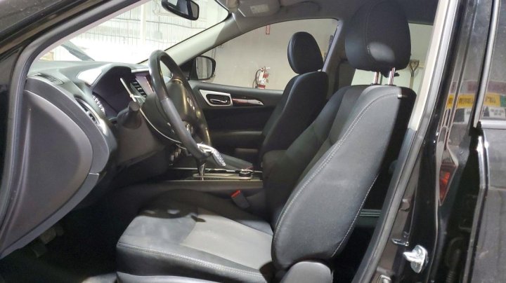 Nissan Pathfinder  2017