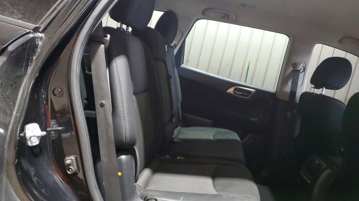 Nissan Pathfinder  2017