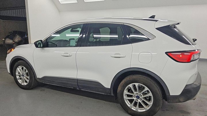 Ford Escape  2022
