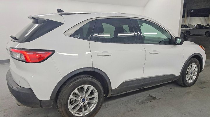 Ford Escape  2022
