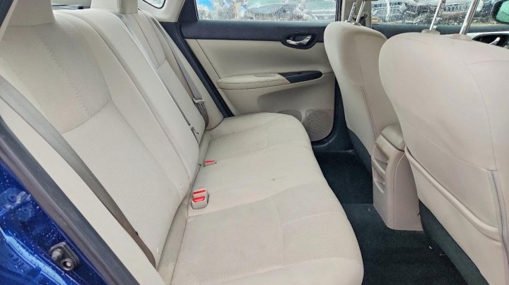 Nissan Sentra  2017