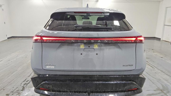 Nissan ARIYA  2025