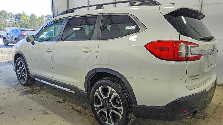 Subaru Ascent  2023
