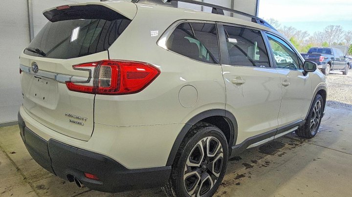 Subaru Ascent  2023