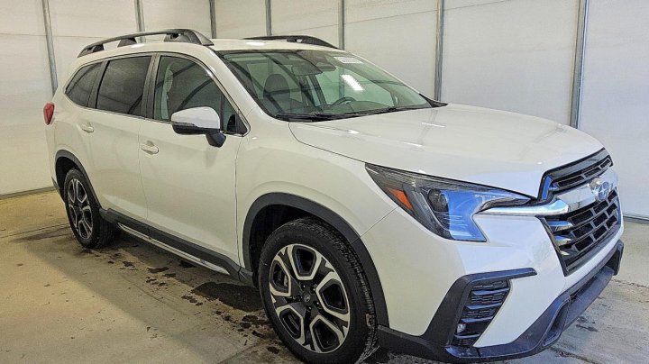 Subaru Ascent  2023