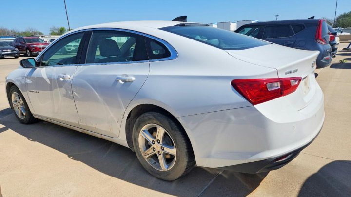 Chevrolet Malibu  2021