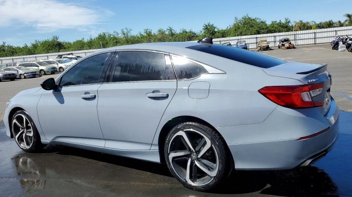 Honda Accord  2021