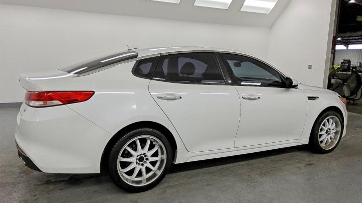 KIA Optima  2016