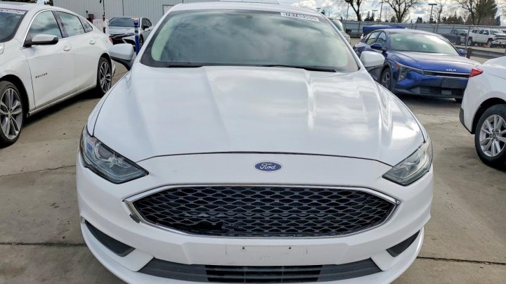 Ford FUSION  2018