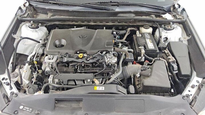 Toyota Camry  2021