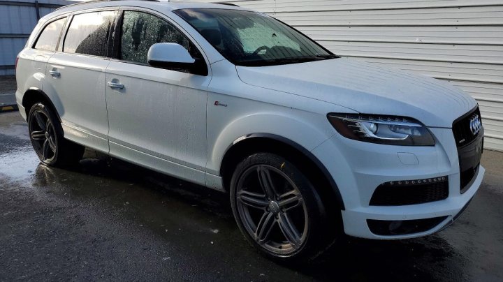 Audi Q7  2015
