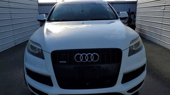 Audi Q7  2015