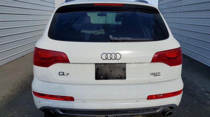 Audi Q7  2015