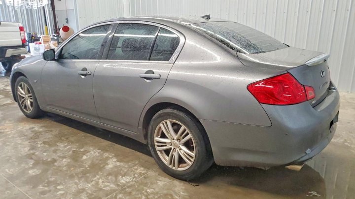 INFINITI Q40  2015