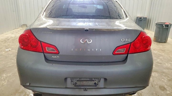 INFINITI Q40  2015