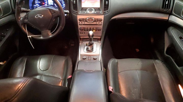 INFINITI Q40  2015