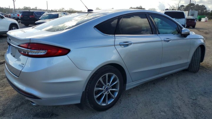 Ford FUSION  2017