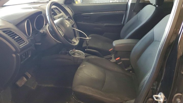 Mitsubishi Outlander  2015