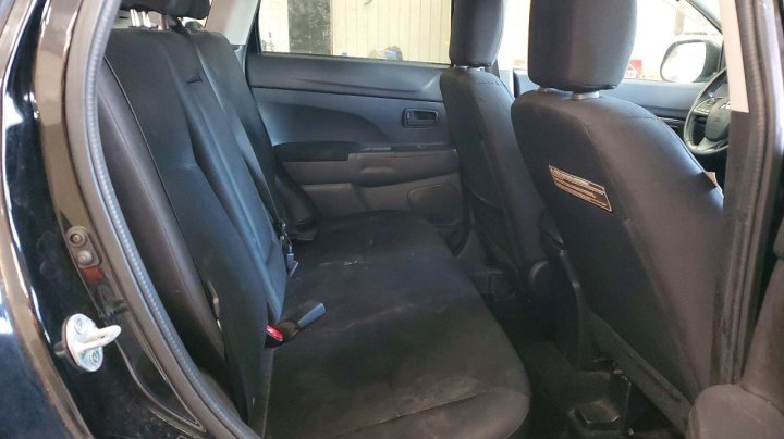 Mitsubishi Outlander  2015