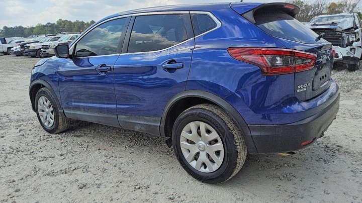 Nissan ROGUE  2020