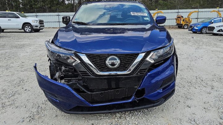 Nissan ROGUE  2020