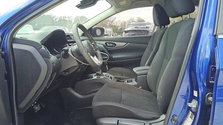 Nissan ROGUE  2020