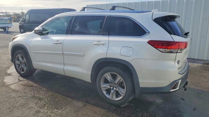 Toyota Highlander  2017