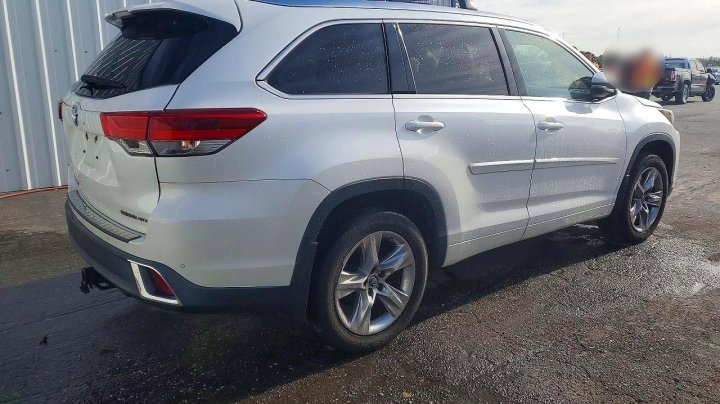 Toyota Highlander  2017