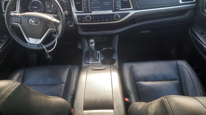 Toyota Highlander  2017