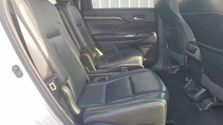 Toyota Highlander  2017