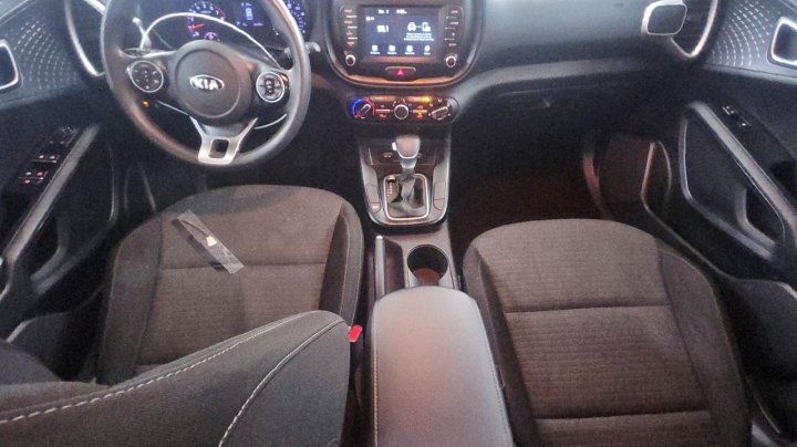 KIA Soul  2021