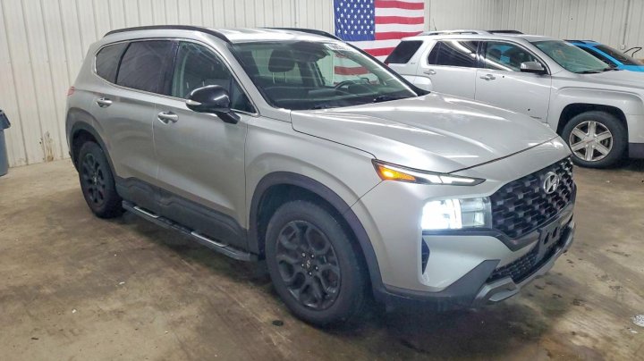 Hyundai SANTA  2022